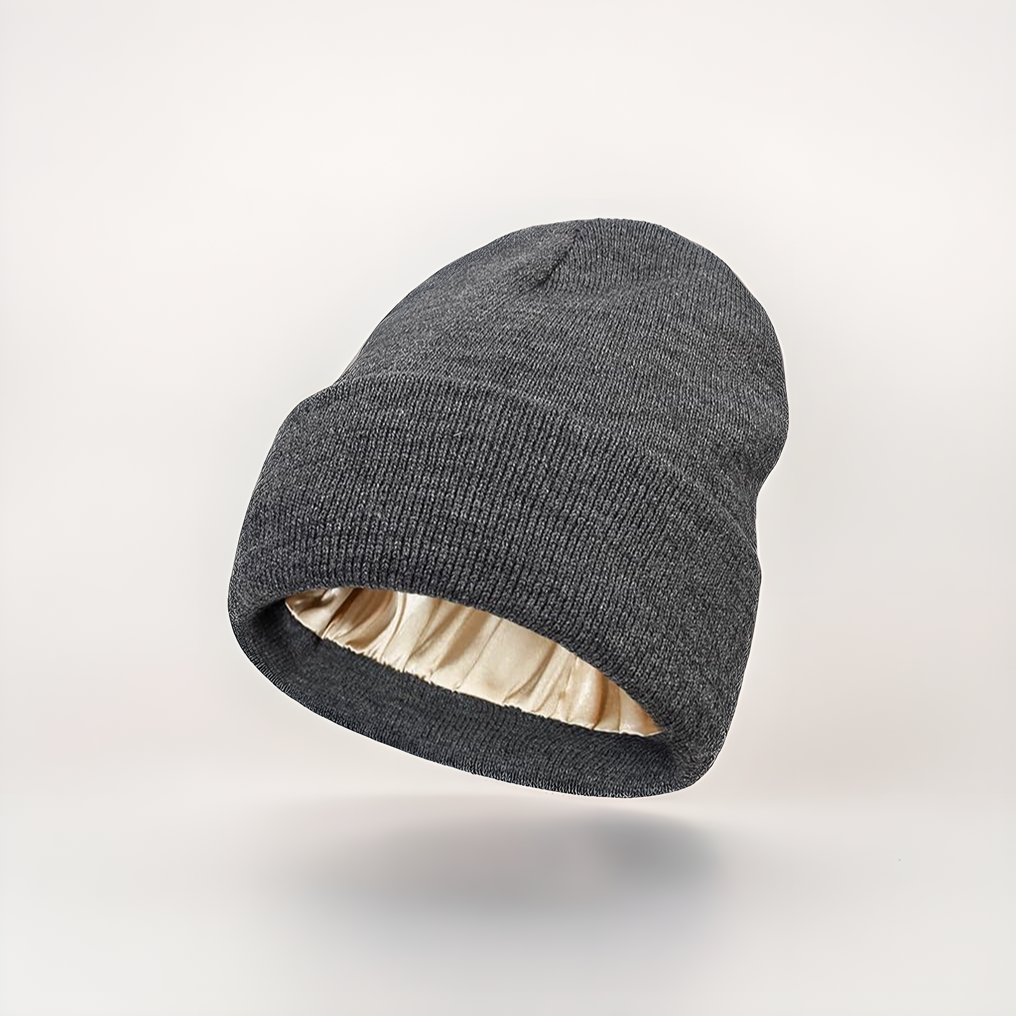 Bonnet d’hiver doublé en satin